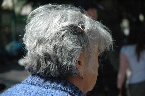 Vorteile Betriebliche Altersvorsorge Alte Dame
